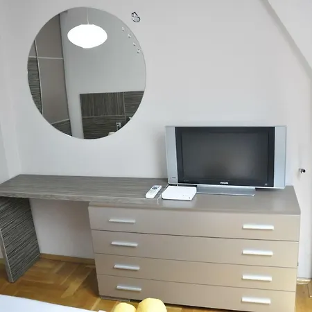 Summer Breeze Apartament *